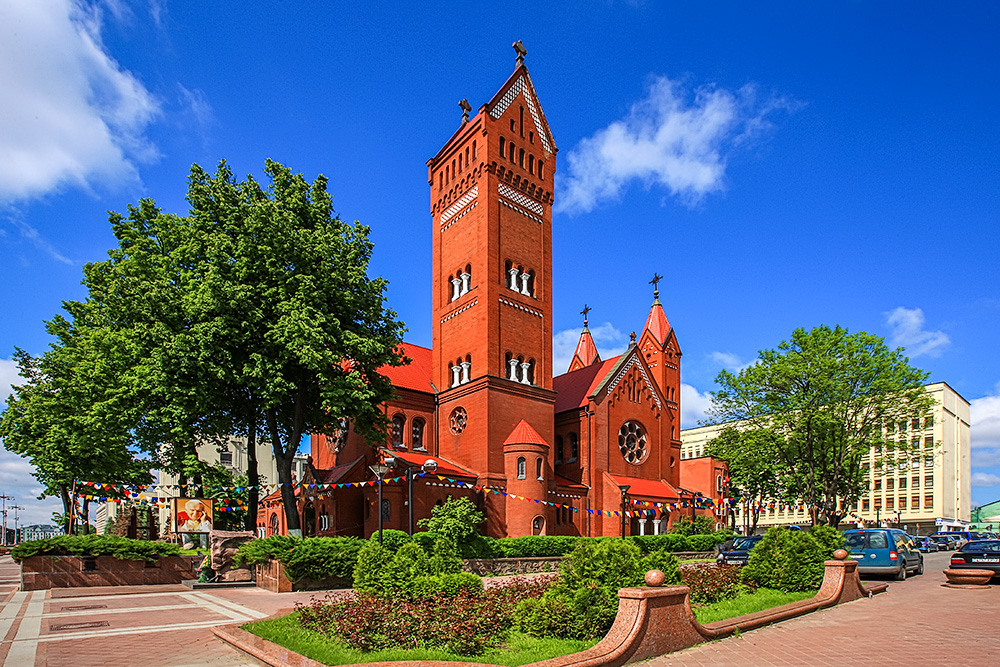 Download free walking tour in Minsk on English language Download free walking tour in Minsk on English language