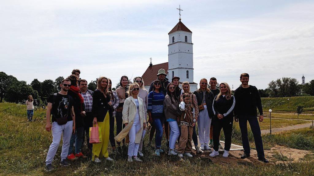 photo1686399583.jpeg photo1686399583.jpeg