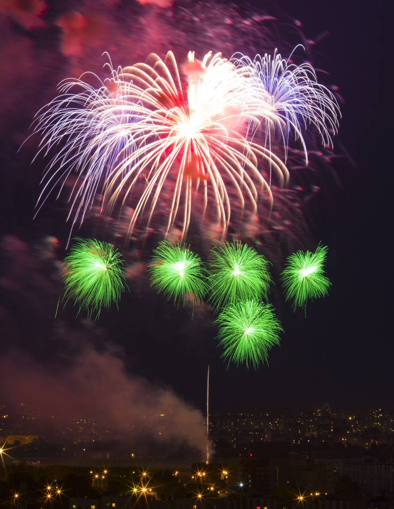 firework.jpg firework.jpg