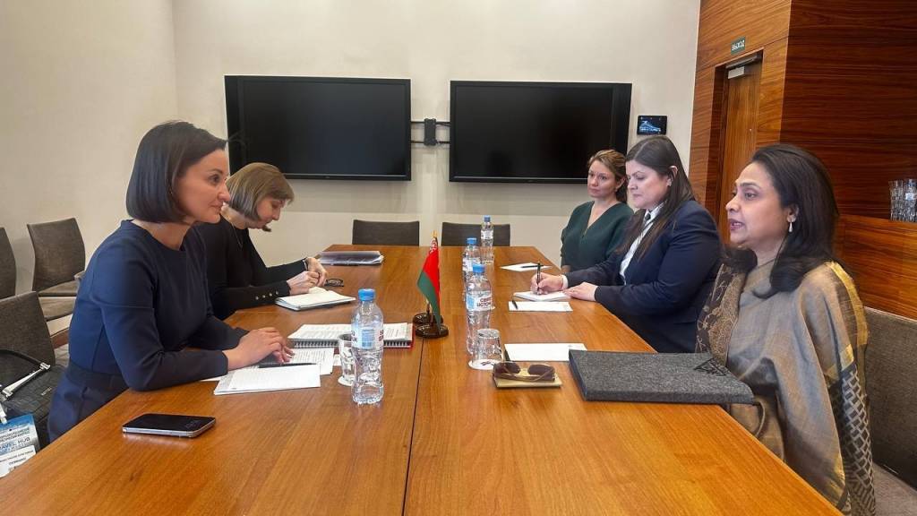 Шрил 2.jpg Шрил 2.jpg