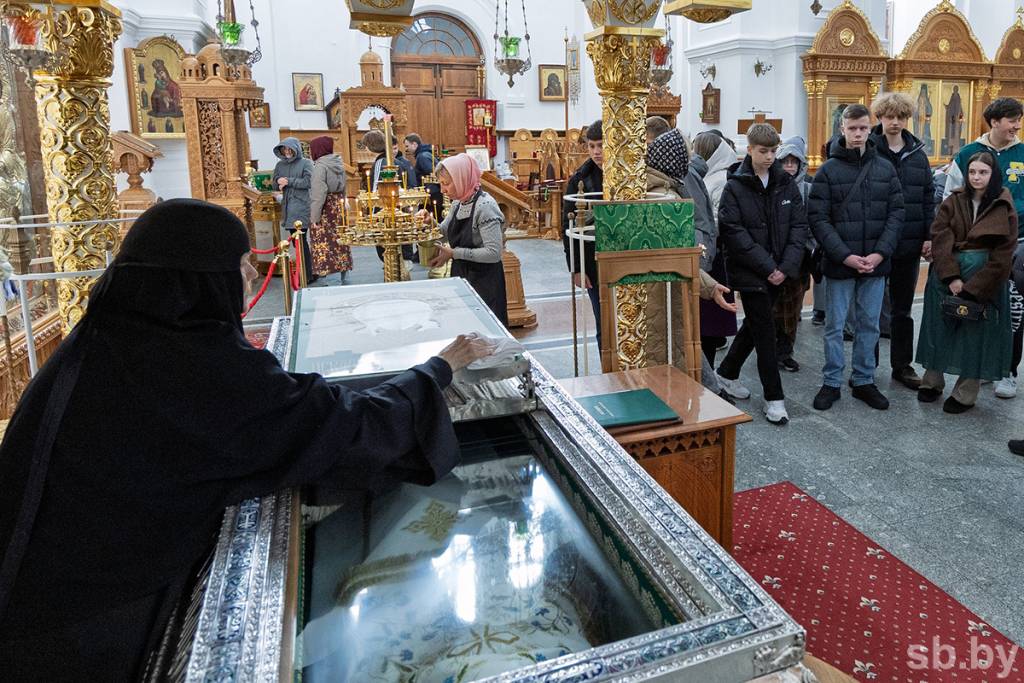 c77f1bf35a3473d9da22f934aea8c1fc.jpg c77f1bf35a3473d9da22f934aea8c1fc.jpg