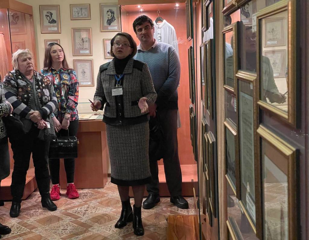 photo_5375577387342873798_y.jpg photo_5375577387342873798_y.jpg