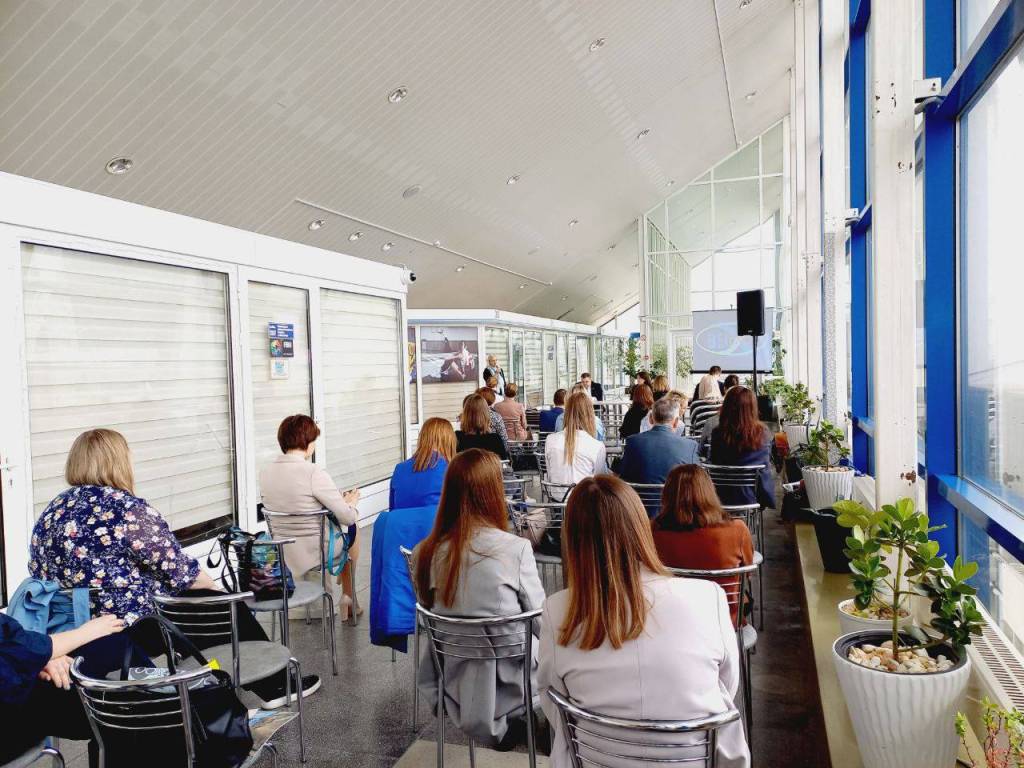 photo_5319236371426166194_y.jpg photo_5319236371426166194_y.jpg