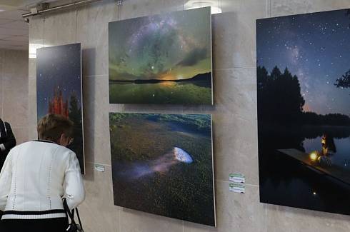 В Национальной библиотеке Беларуси открылась выставка фотографических работ «Путешествие по Красноборскому краю»