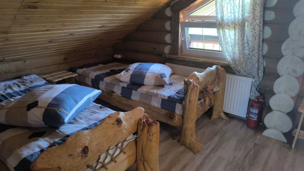 8e7c1a40-b93f-4a37-b053-54ca9d2e9580.jpg 8e7c1a40-b93f-4a37-b053-54ca9d2e9580.jpg