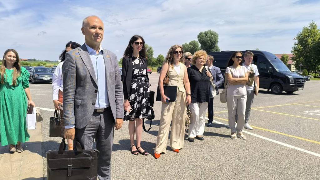 f75cd3c8-115a-4302-9053-17ad0b234359.jpg f75cd3c8-115a-4302-9053-17ad0b234359.jpg