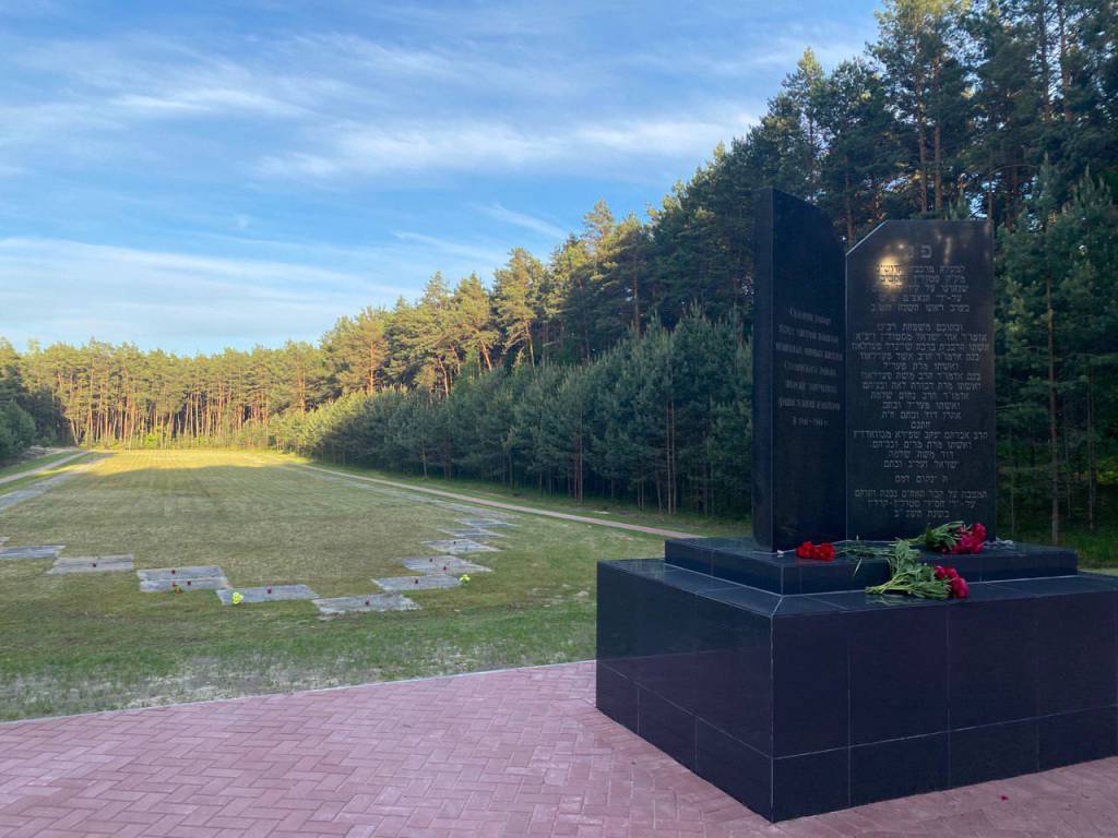 photo_2022-06-01_00-39-34.jpg photo_2022-06-01_00-39-34.jpg