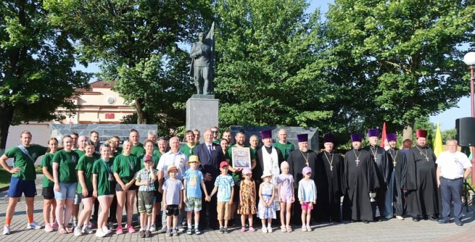 Велопробег пересек границу Минской области, проехав через исторические места